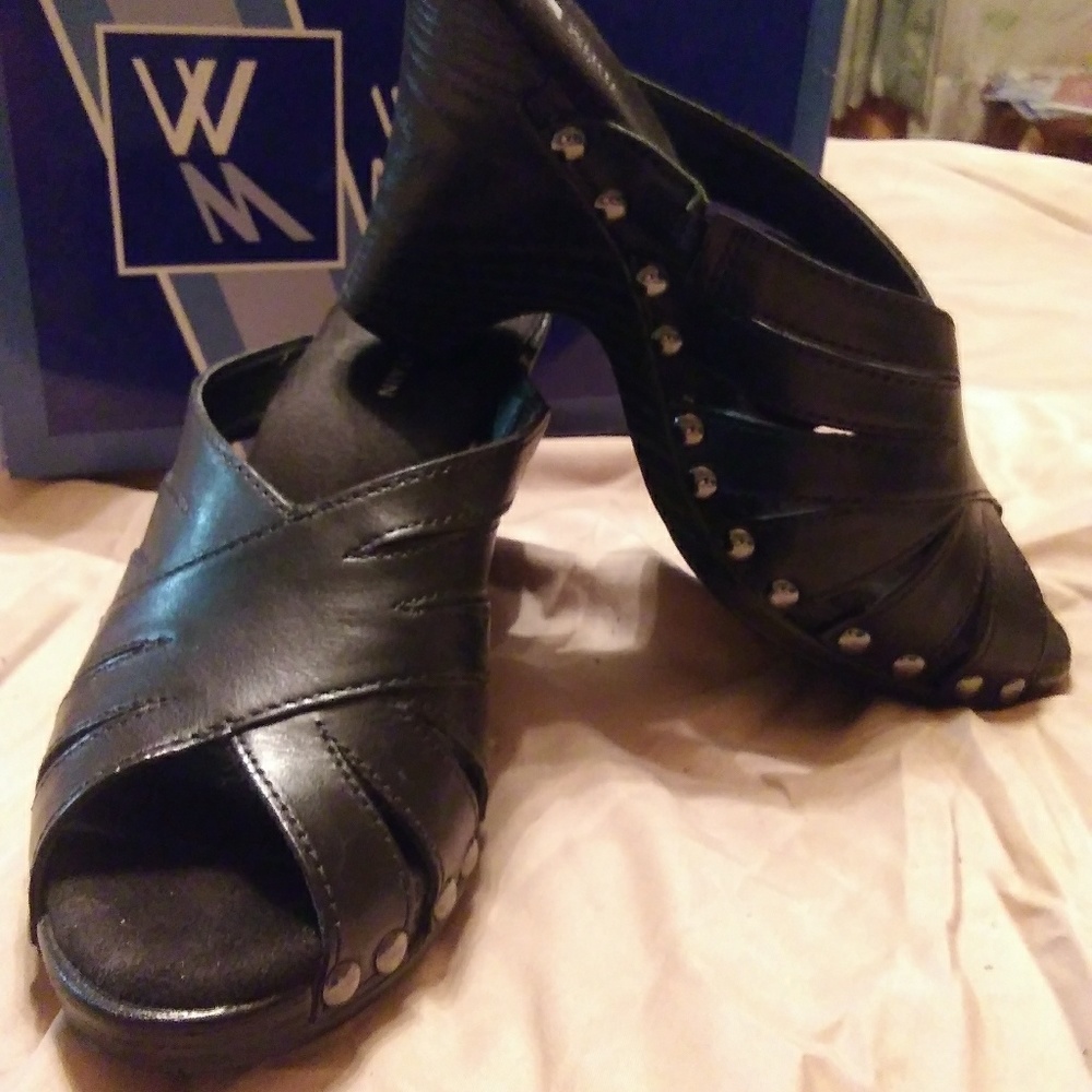 Shoes - Picture 2 of 2